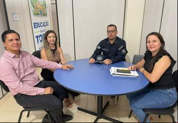 Autoridades reunidas hoje em Jardim 