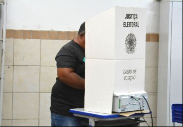 Campo-grandenses voltam às urnas para definirem disputa travada nesse segundo turno entre Rose Modesto e Adriane Lopes. - Gerson Oliveira/Correio do Estado