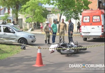 Vítima morreu no local 