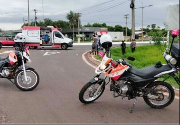 Jovem morreu no local. (Osvaldo Duarte) 