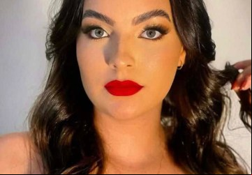 Maria Eduarda tinha 19 anos. (Rede social) 