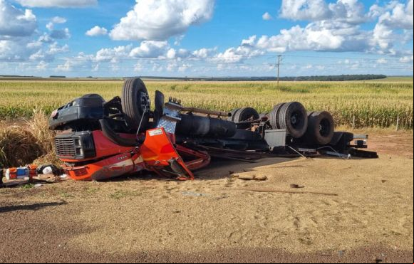 Caminhoneiro morto na BR-163 era morador de Bandeirantes e entregaria carga em São Gabriel 