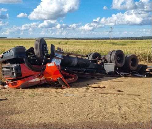 Caminhoneiro morto na BR-163 era morador de Bandeirantes e entregaria carga em São Gabriel